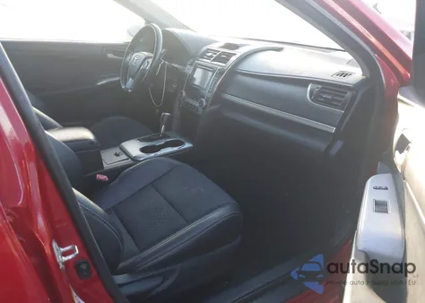 2014 Toyota Camry Se Sport z USA, uszkodzony, nr VIN 4T1BF1FK2EU740182